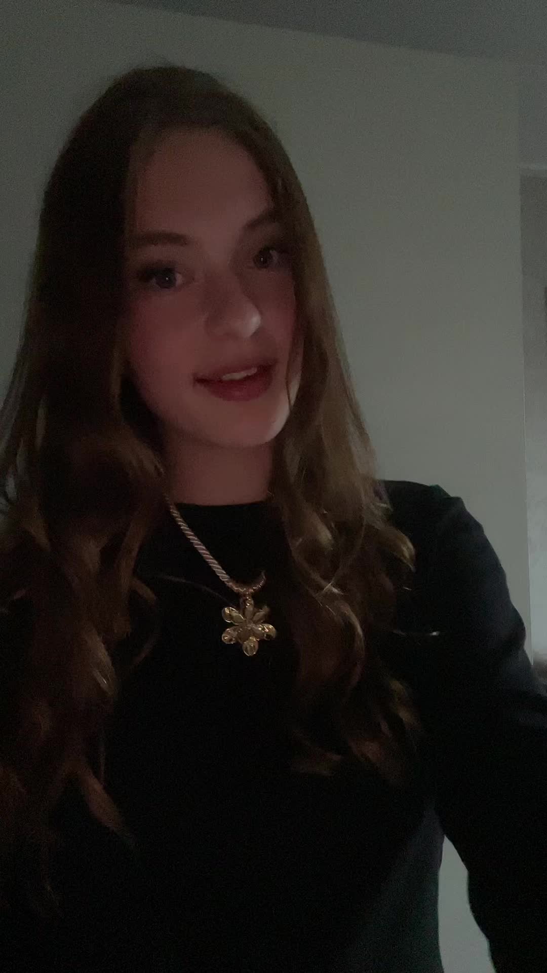 @𝐉𝐚𝐢𝐥𝐲𝐧𝐧🦕