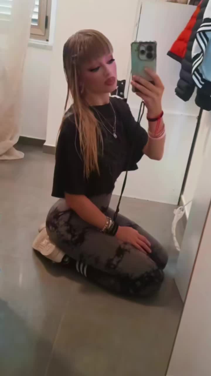 @Biondinaah