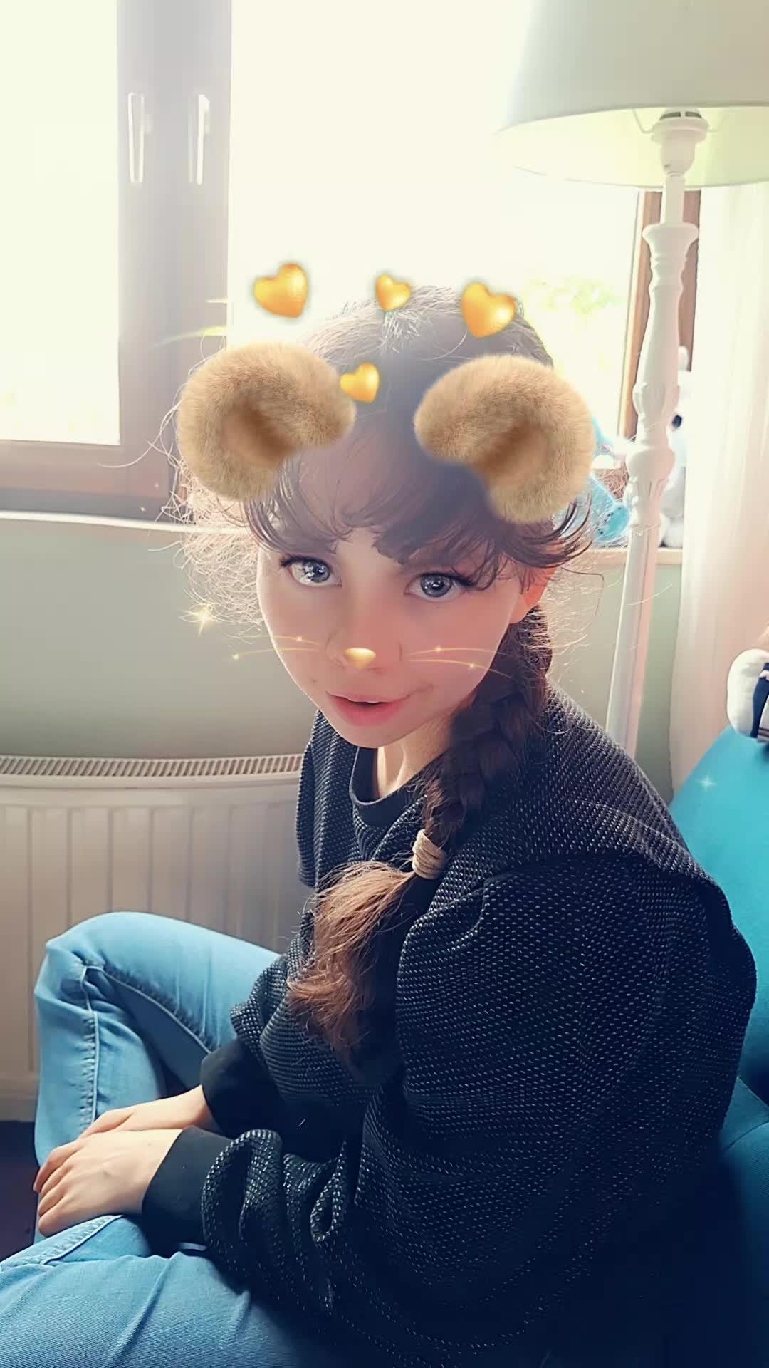 @sabrinaartist0