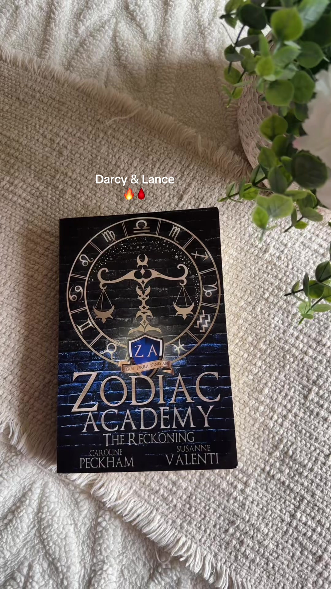 @Gabs 🕯️📖