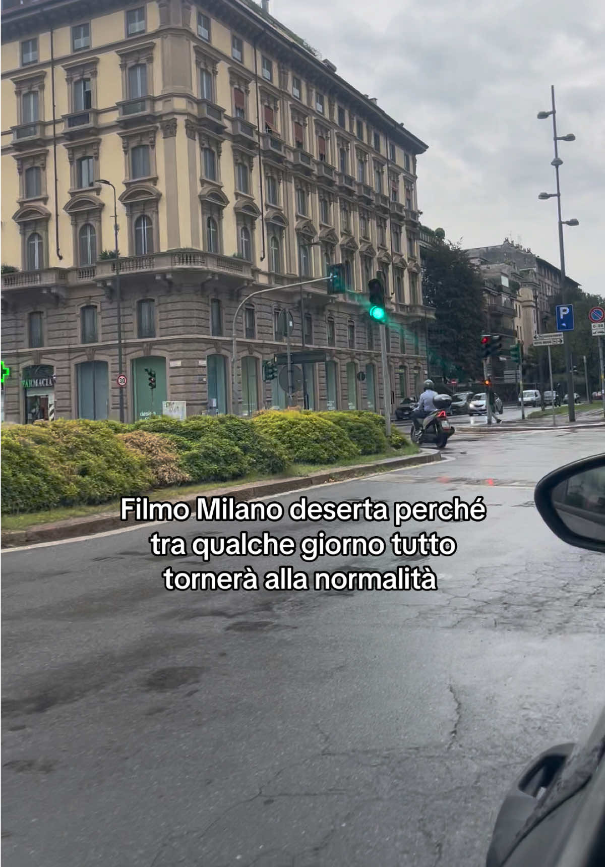 @Iris in Milan