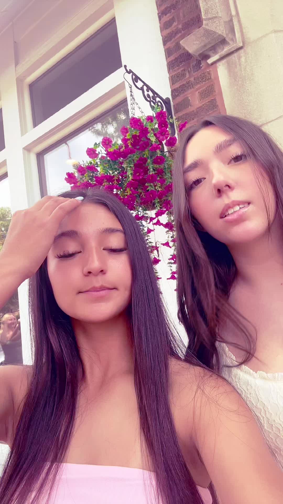 @Kiara