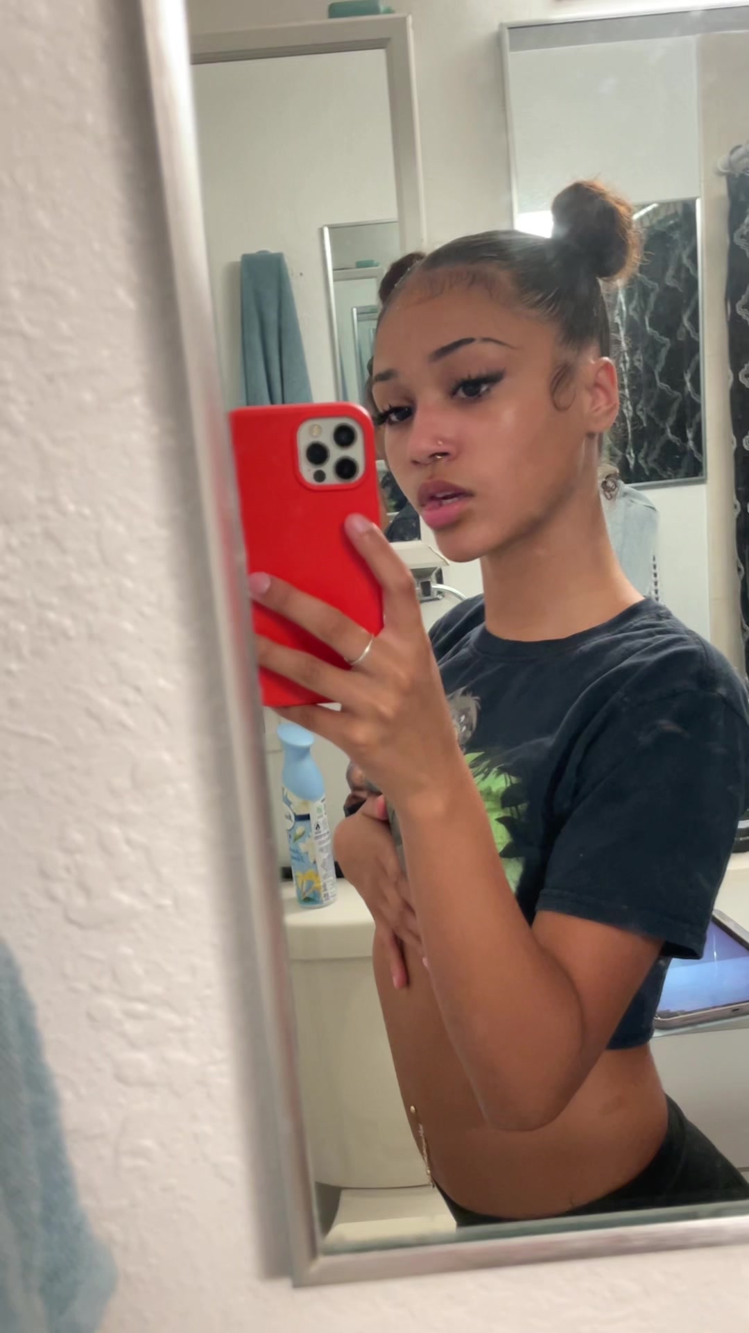 @pretty rican 🍭