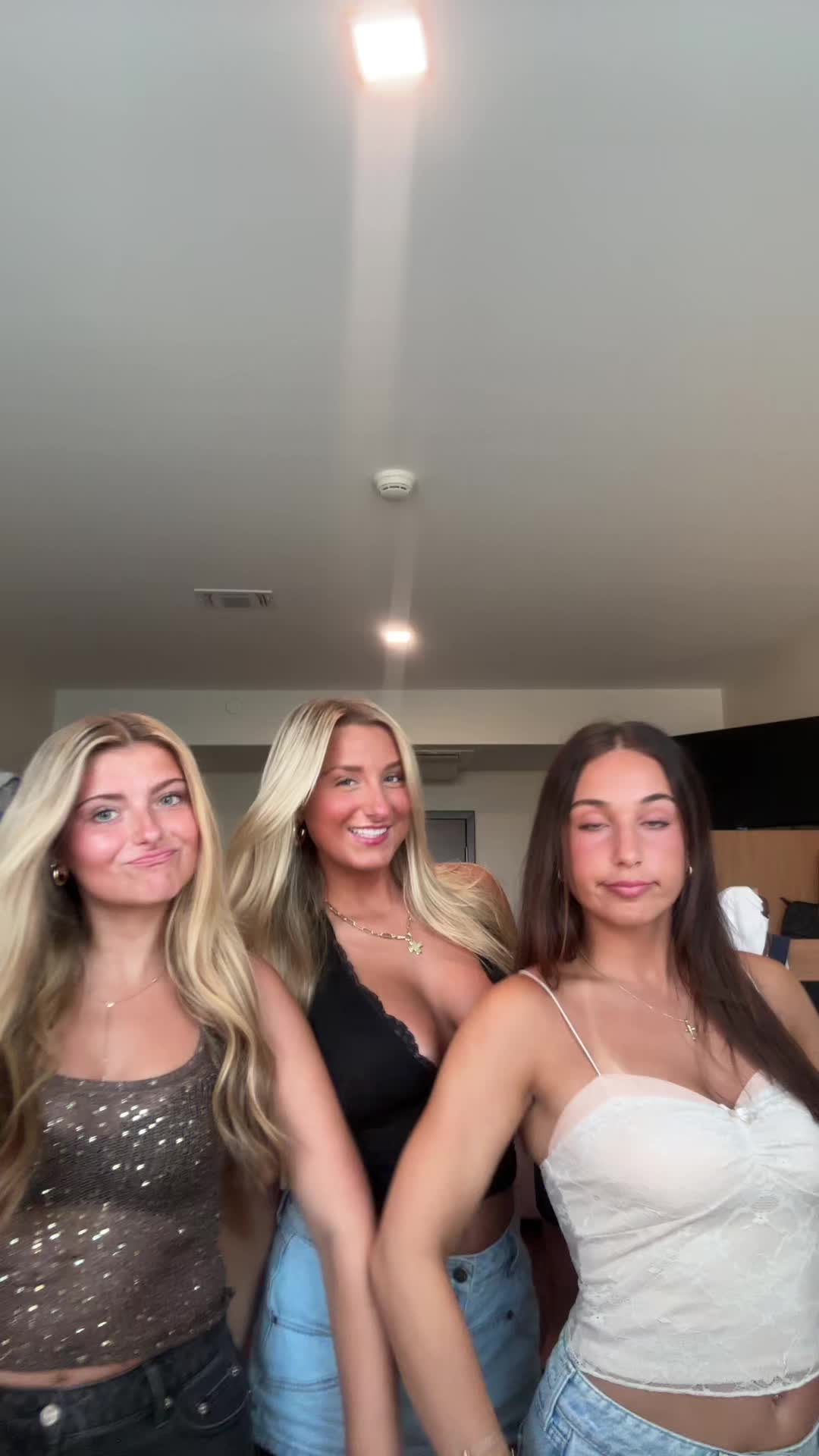 @kaitlyn