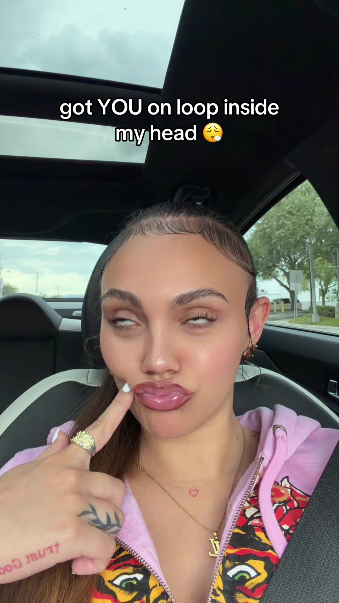 @HER. 💋