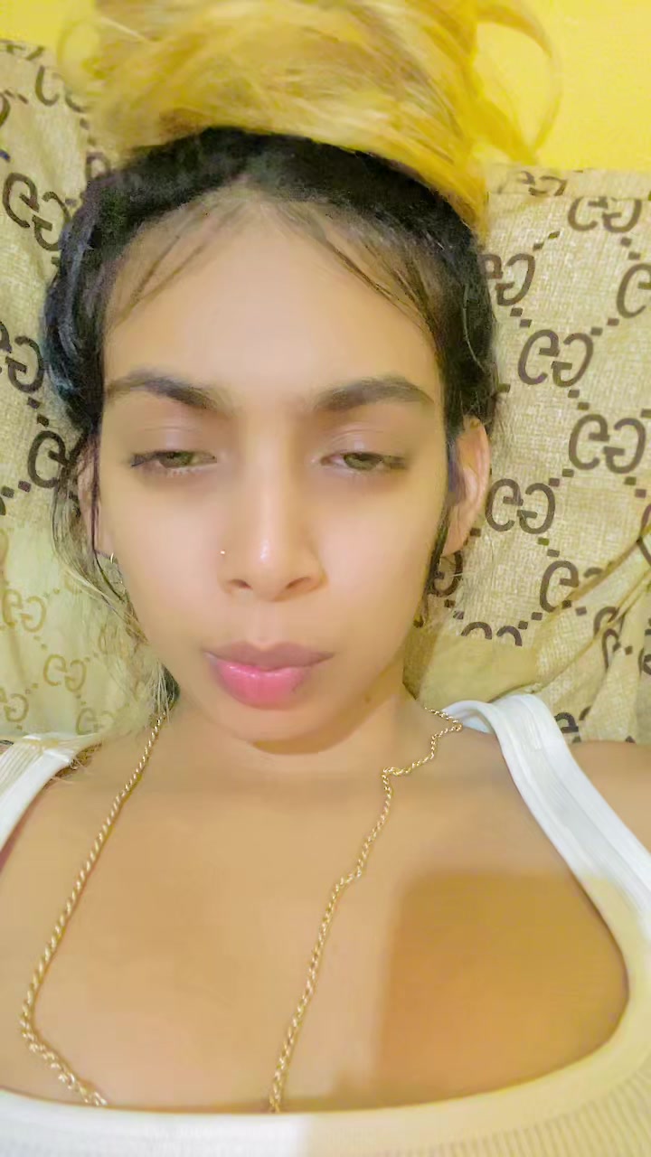 @Ella
