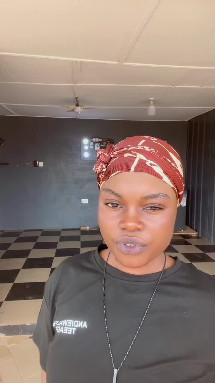 @🦋ADWOA 🫂DIAMOND 😎🎀
