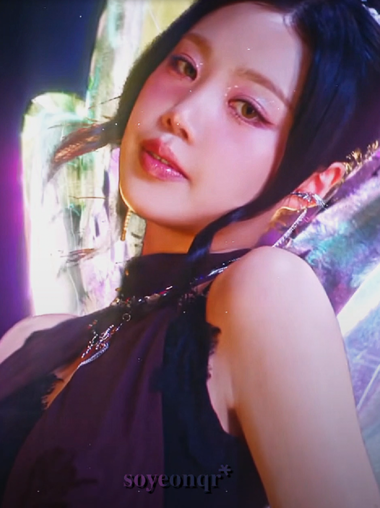 @𝐬𝐨𝐲𝐞𝐨𝐧𝐪𝐫*