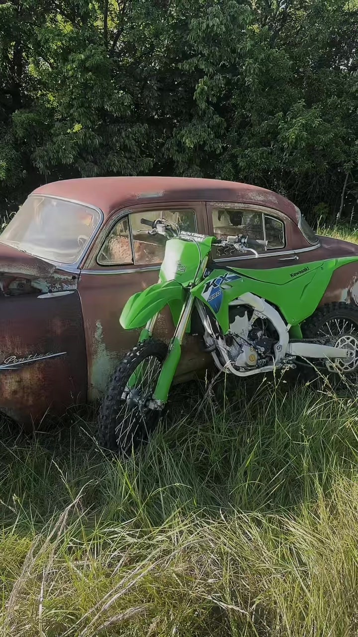 @ThatKawasakiKX250