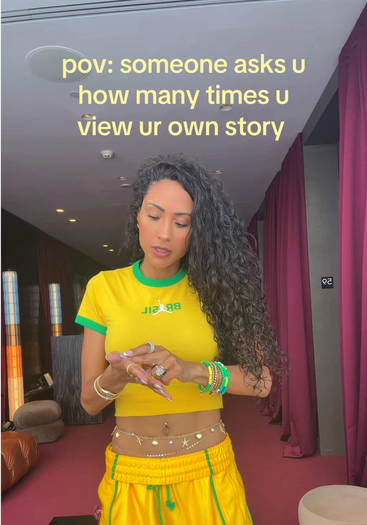 @nia