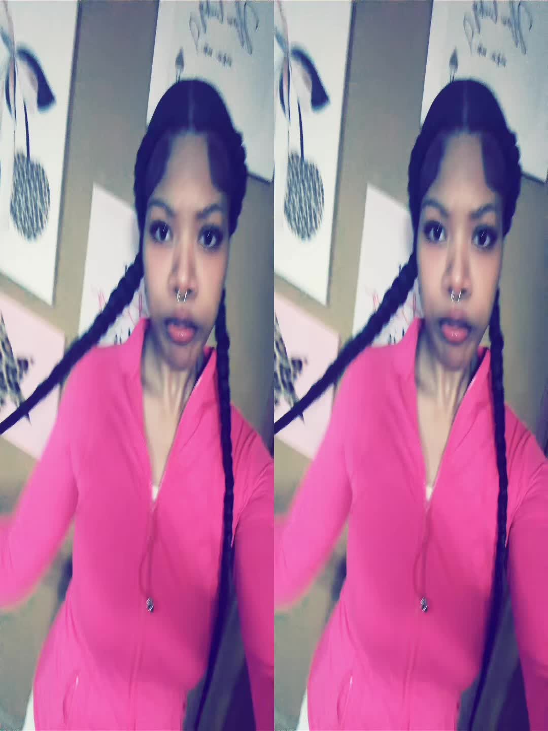 @~💋