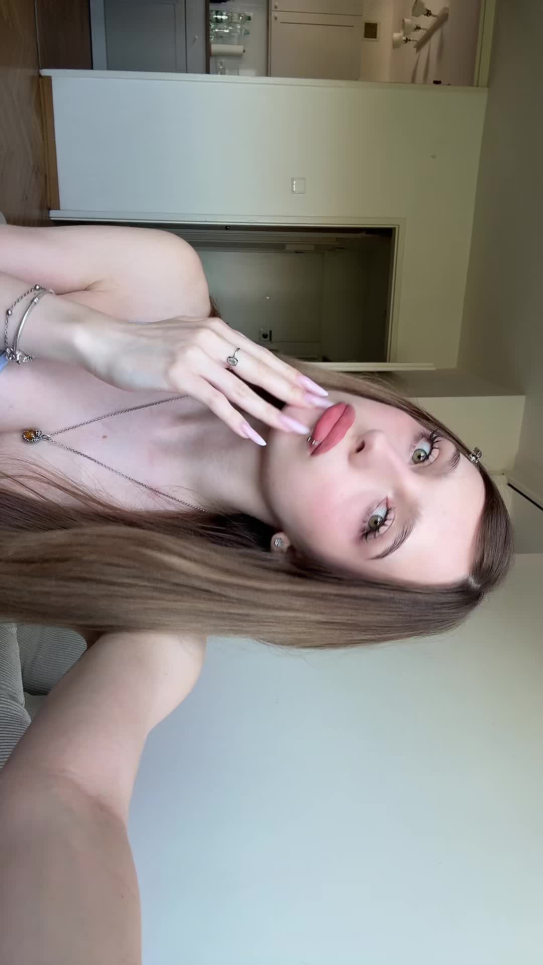@julia