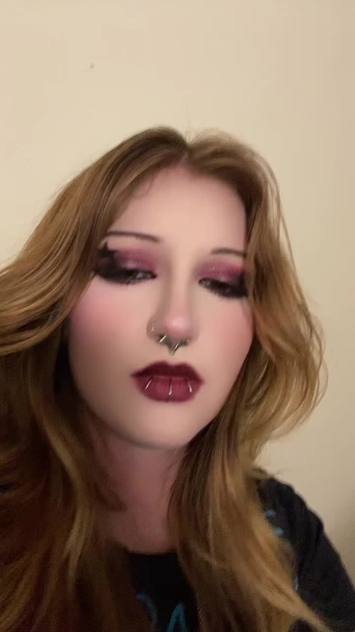 @vixeninvain