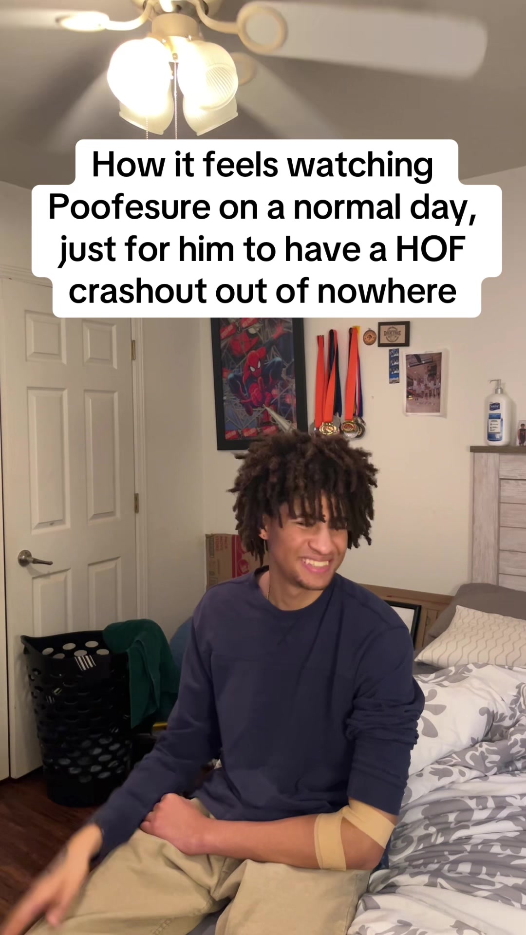 @ITZZ$kovie