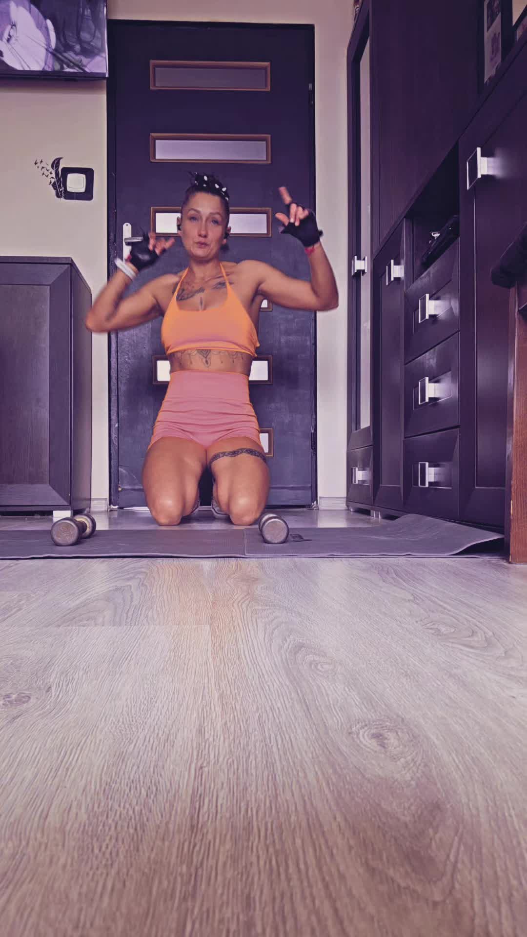 @łobuziara❤️strong👑 woman💪
