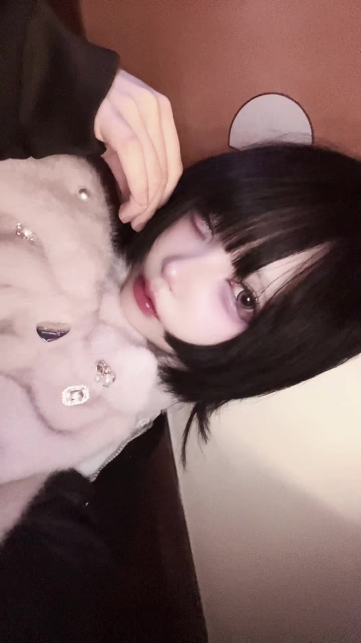 @しおしおにゃん