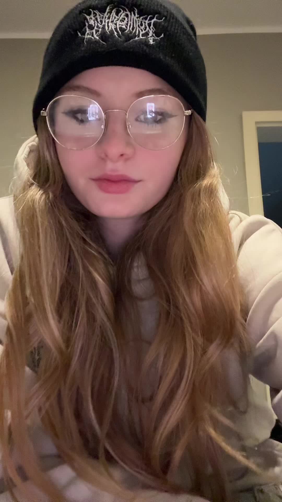 @leloo_swz