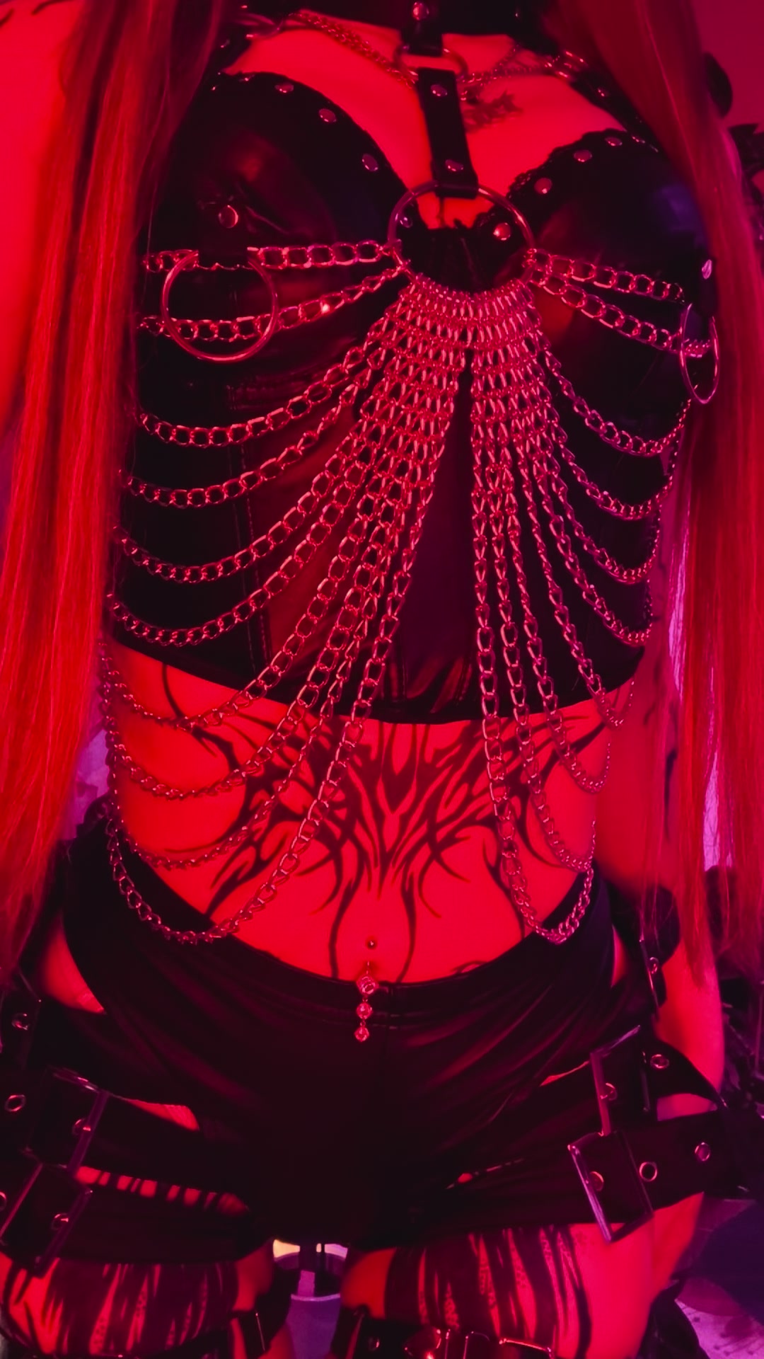 @Yasmin🖤🦇