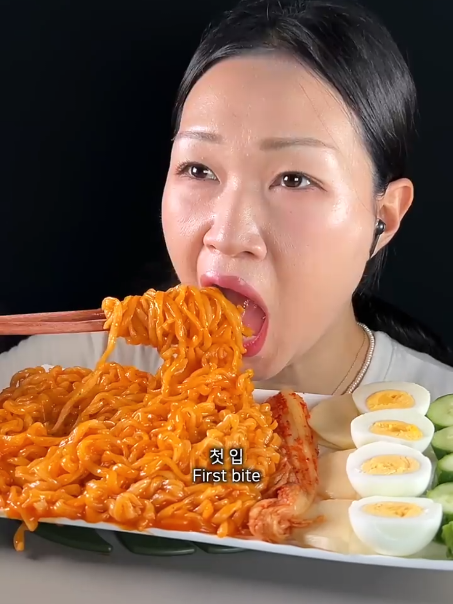 @MINEE EATS