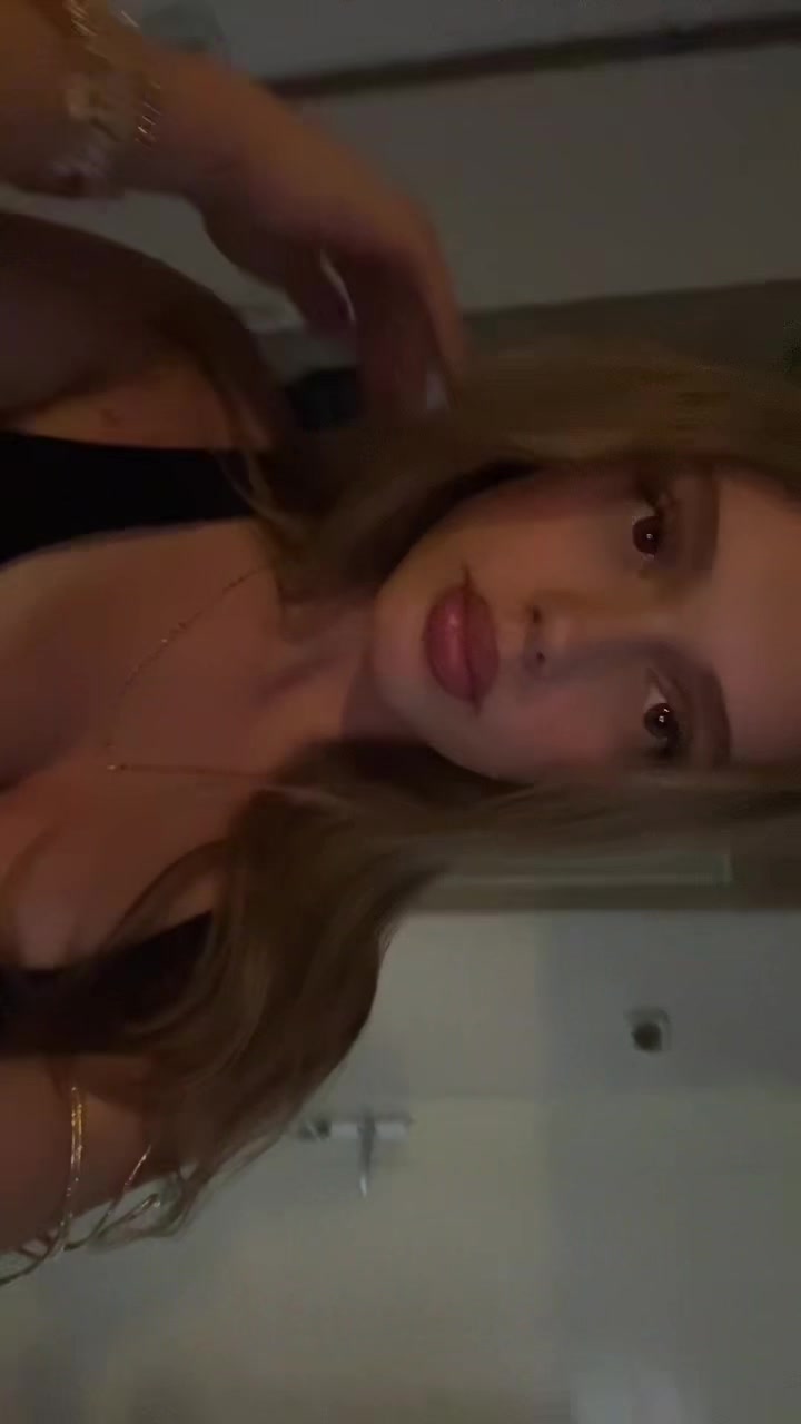 @leona