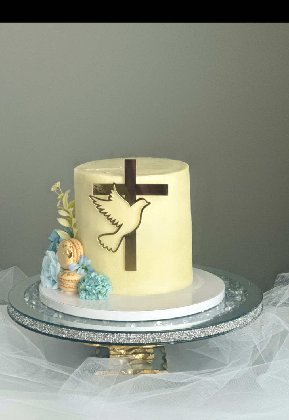 @Prats Banerjee | Custom cakes
