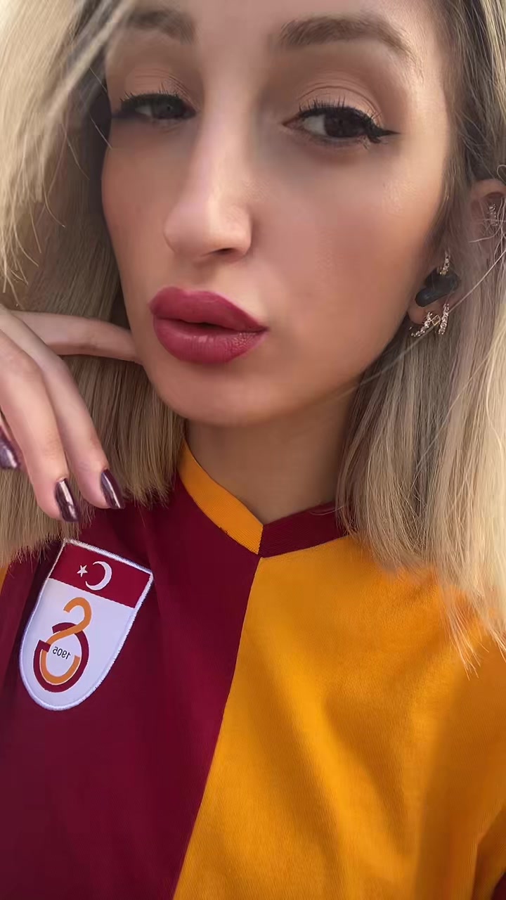 @Ece Nazlı &Ccedil;i&ccedil;ek
