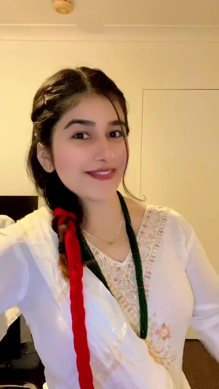 @Mrs.Adhikari 🤭❤️🌸