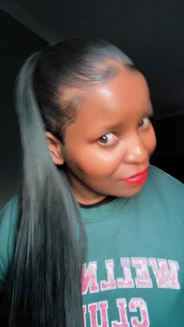 @LADY_F🇿🇦