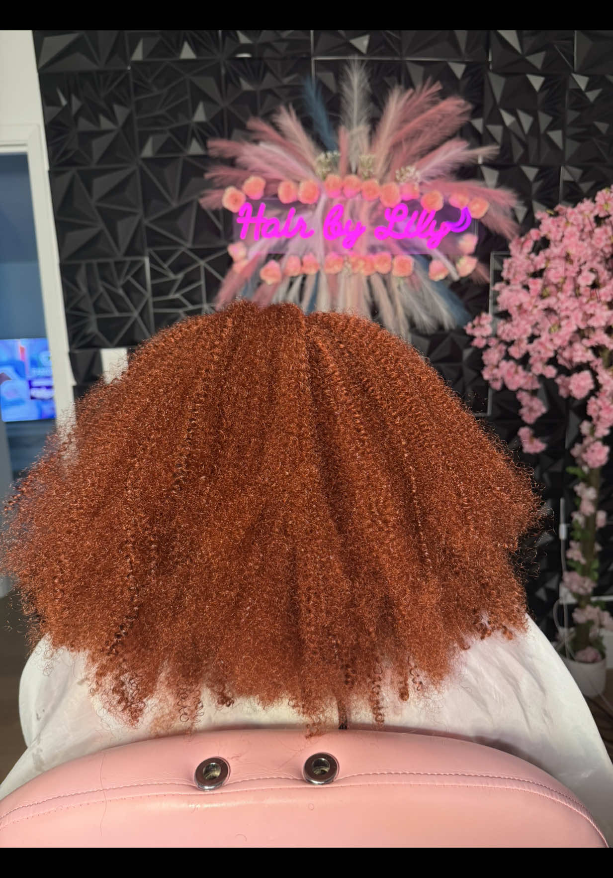 @Hairbylily Edmonton 🇨🇦