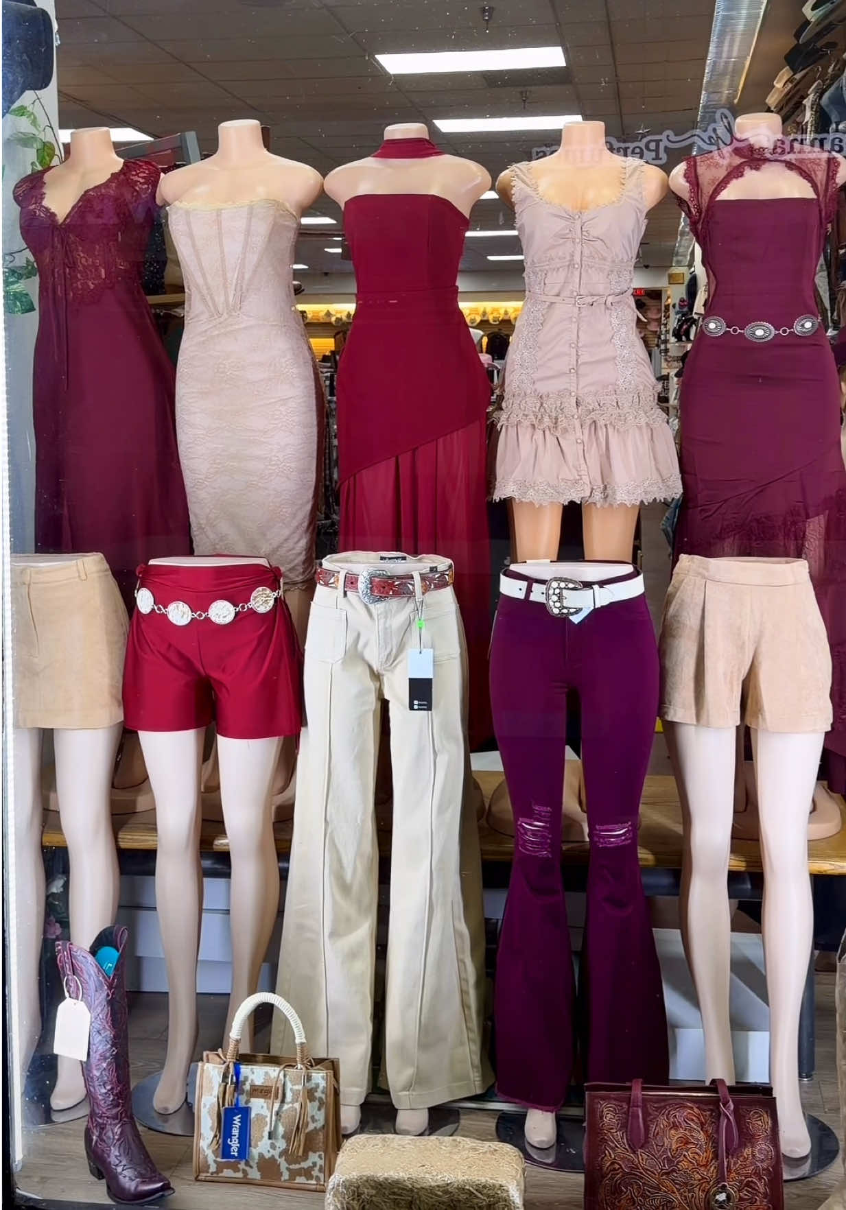 @La Laguna Western Wear