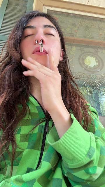 @r3algrl