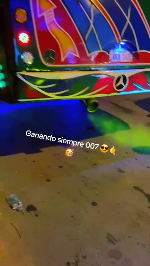 @José