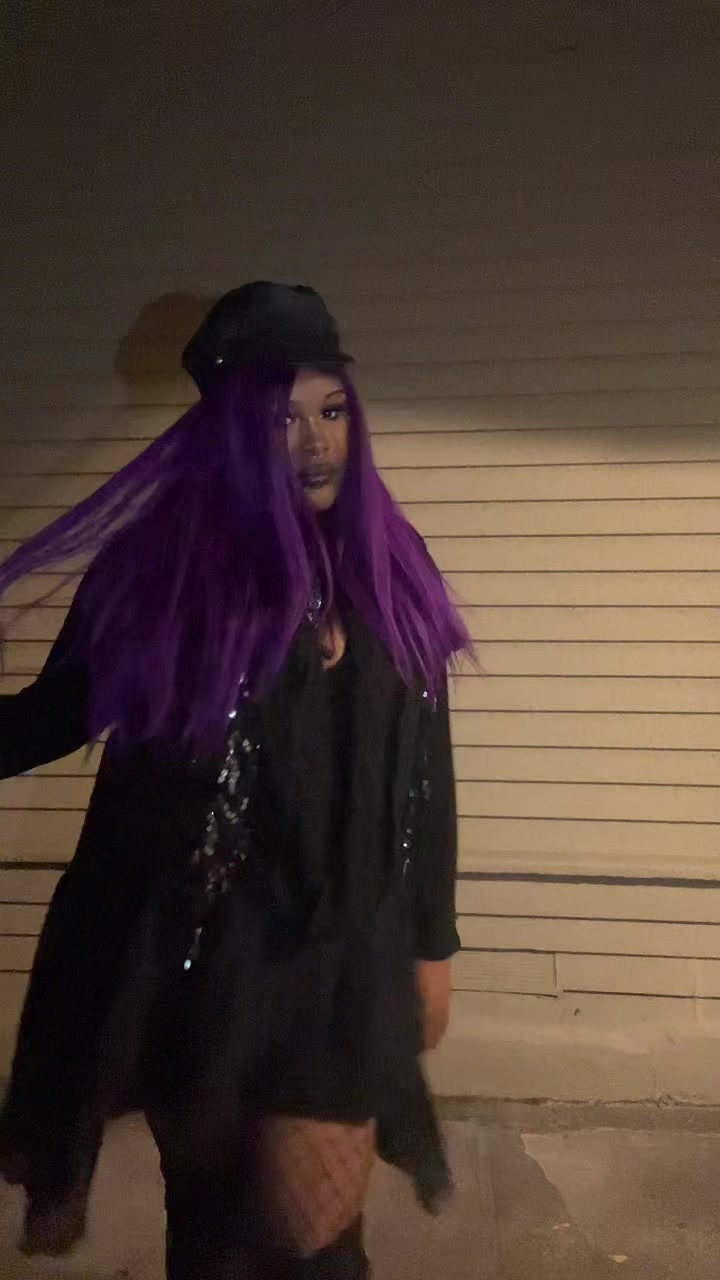 @wolfgyaal