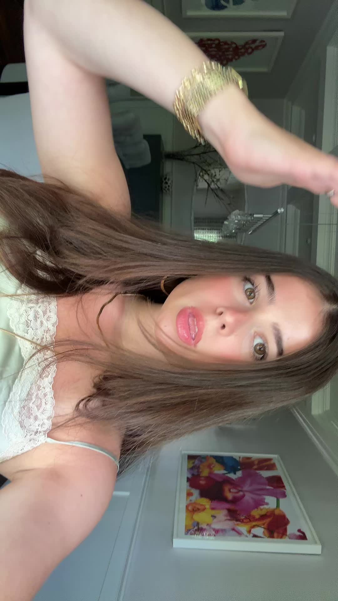 @Mickyyy