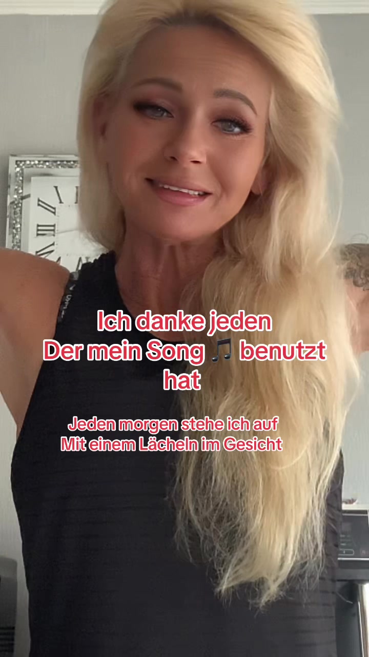 @Nicole