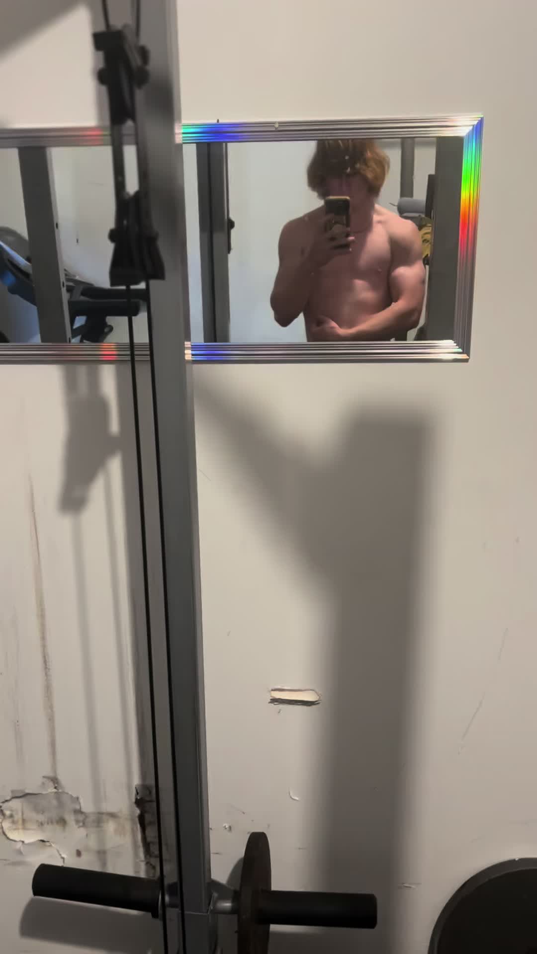 @Flÿ
