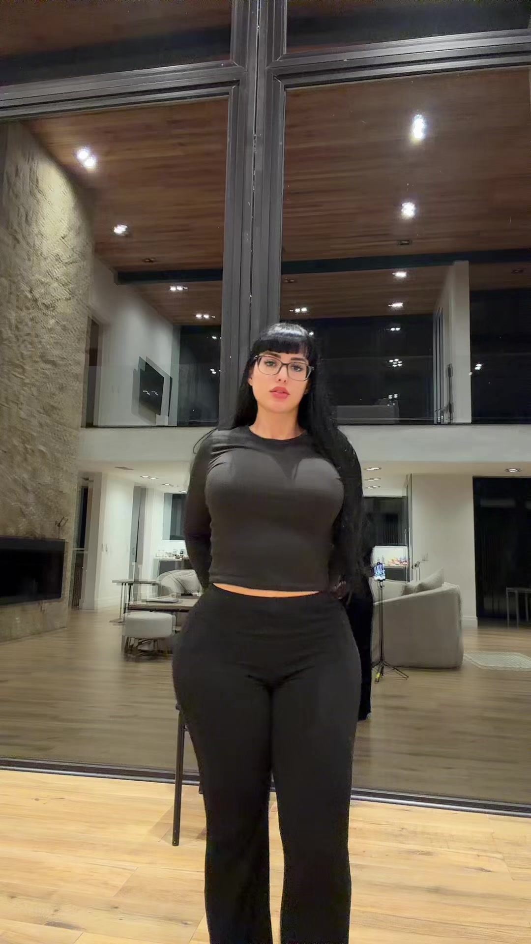 @demonmika
