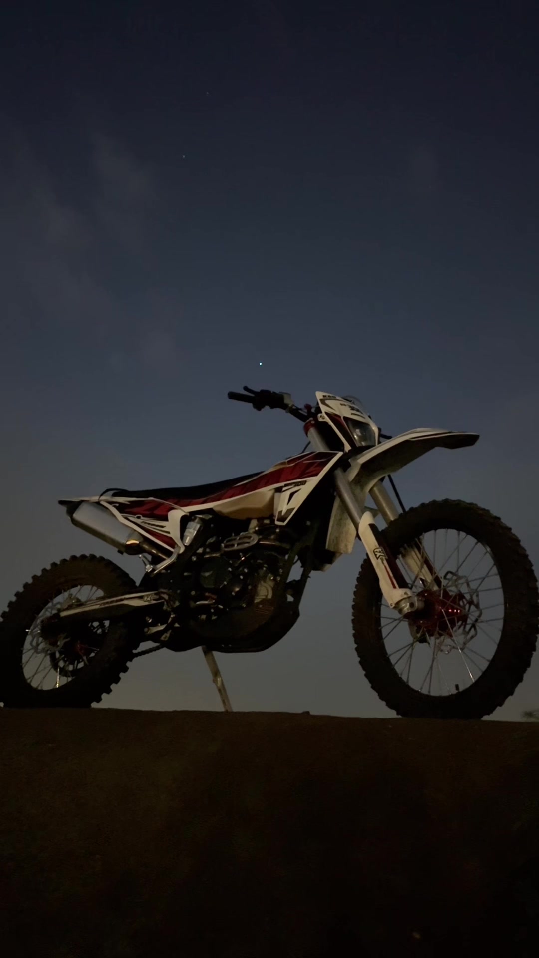 @milemoto