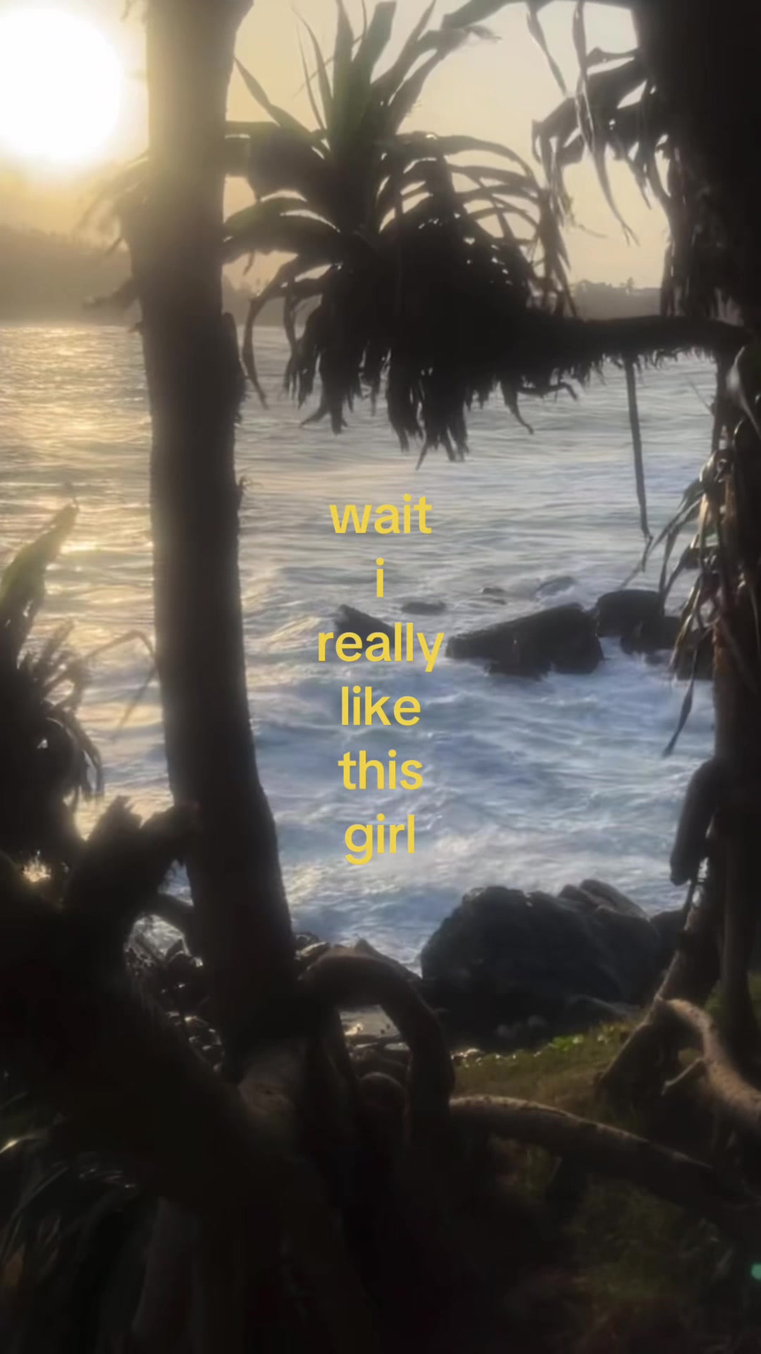 @⃟