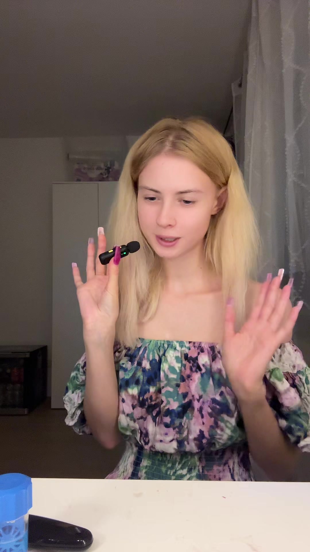 @karina