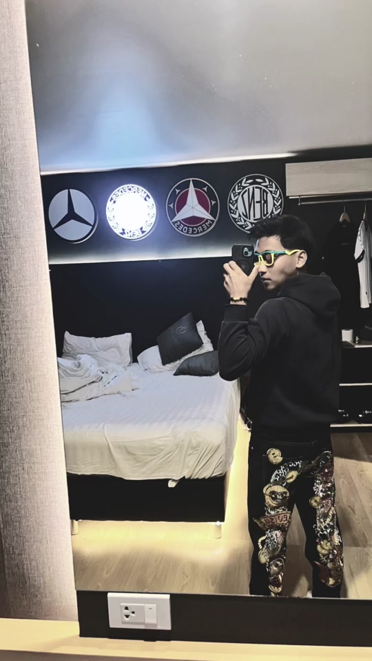 @𝓞𝓦𝓝⚜️
