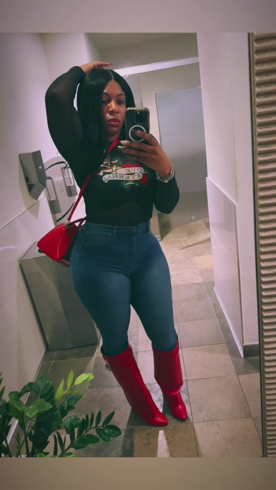 @luvn_me_flawsnall