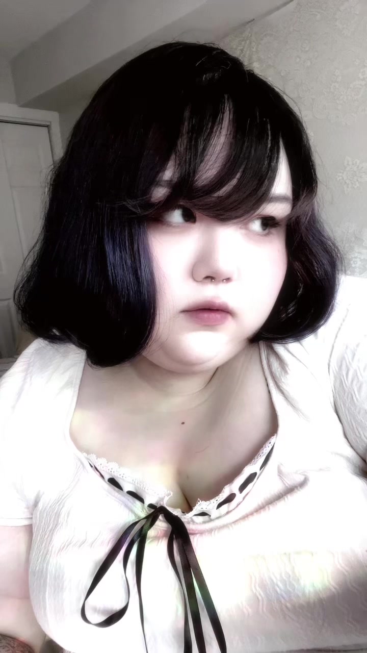 @𐙚 ꒰ quynh 🤍 ⋮ ⊹‧₊˚