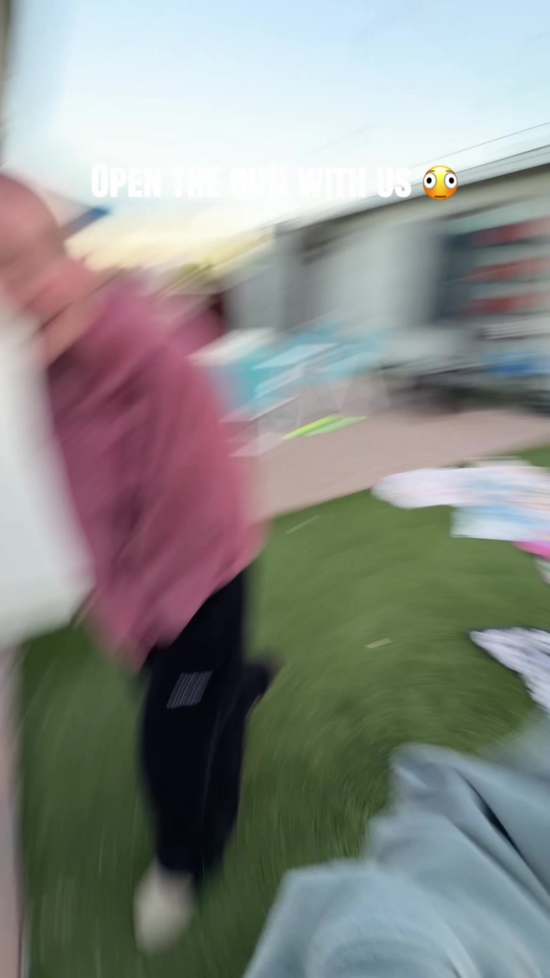 @Ella