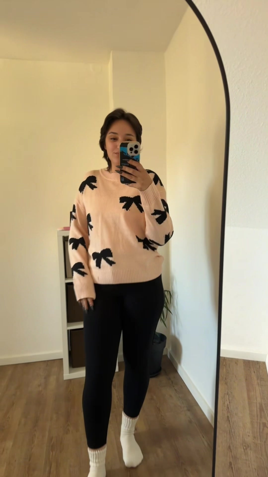 @M O N A | Chic Finds