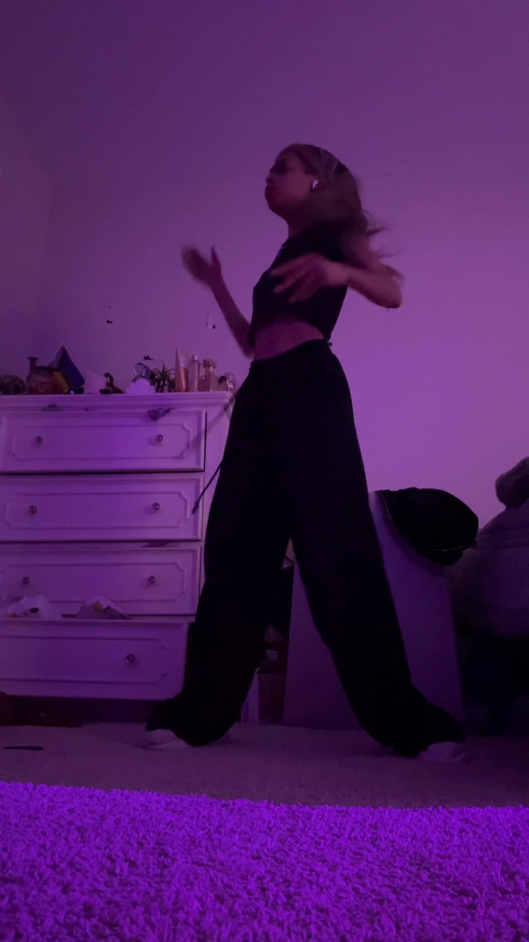 @nosmilingnini
