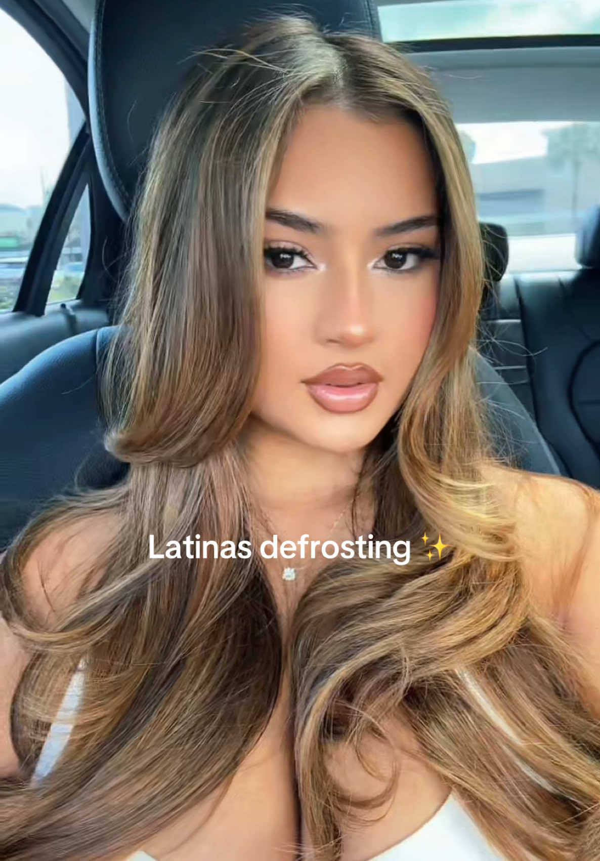 @Lucero