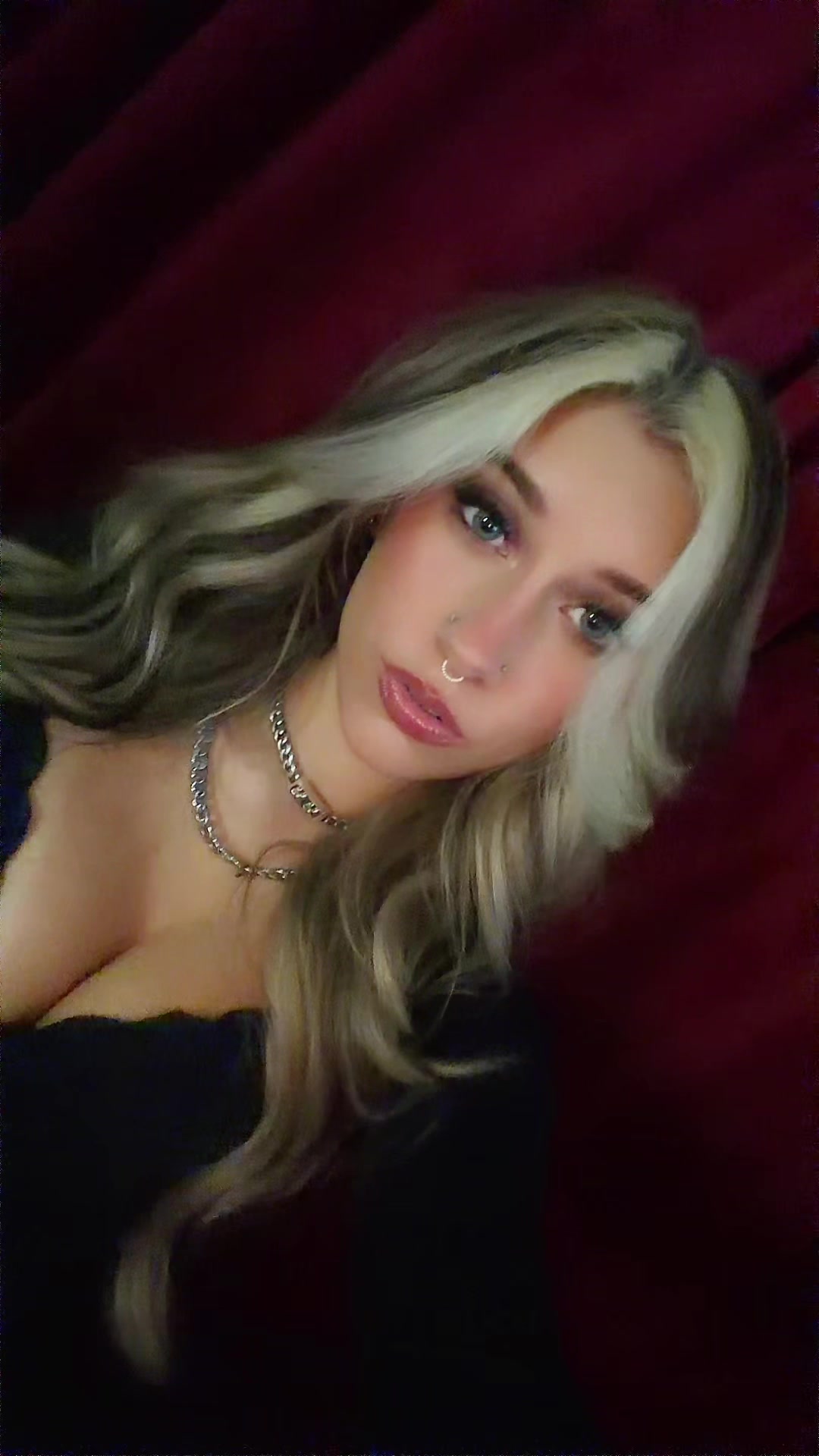 @𝒷𝑒𝓃𝓉𝓁𝑒𝓎 𝑔𝓇𝒶𝓎🧛🏻&zwj;♀️