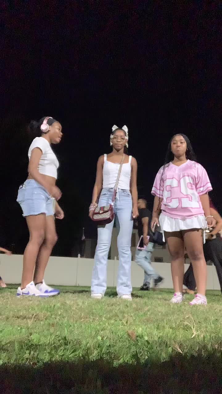@Kamari🌺🫶🏾