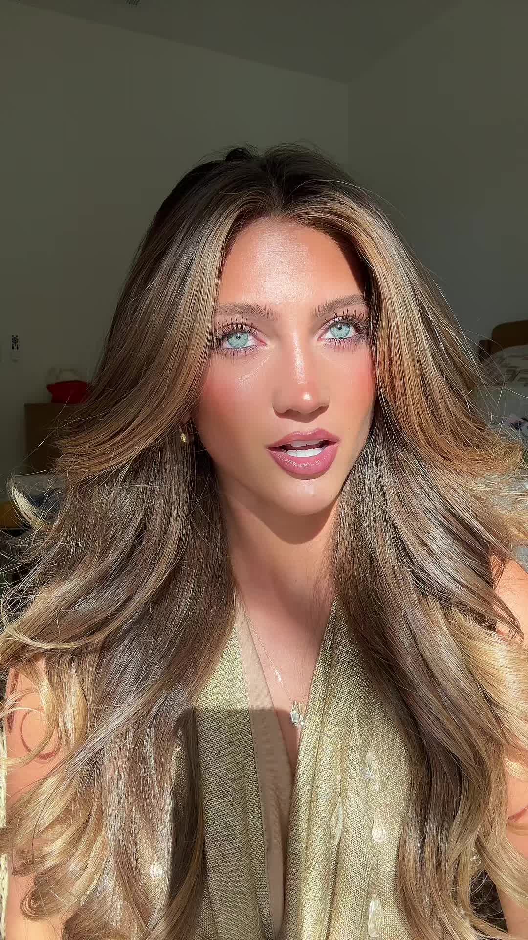 @Anna May🍒🧸🪩